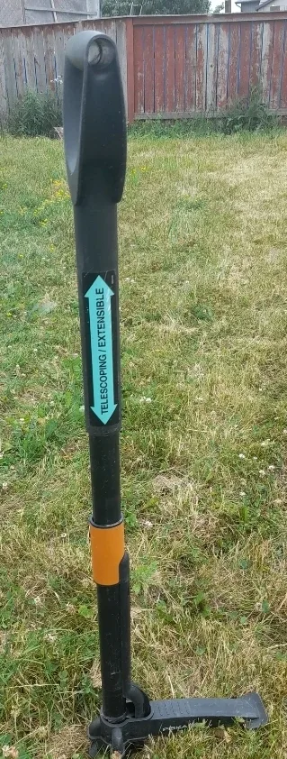 Fiskars Telescoping Extendable Weeder
