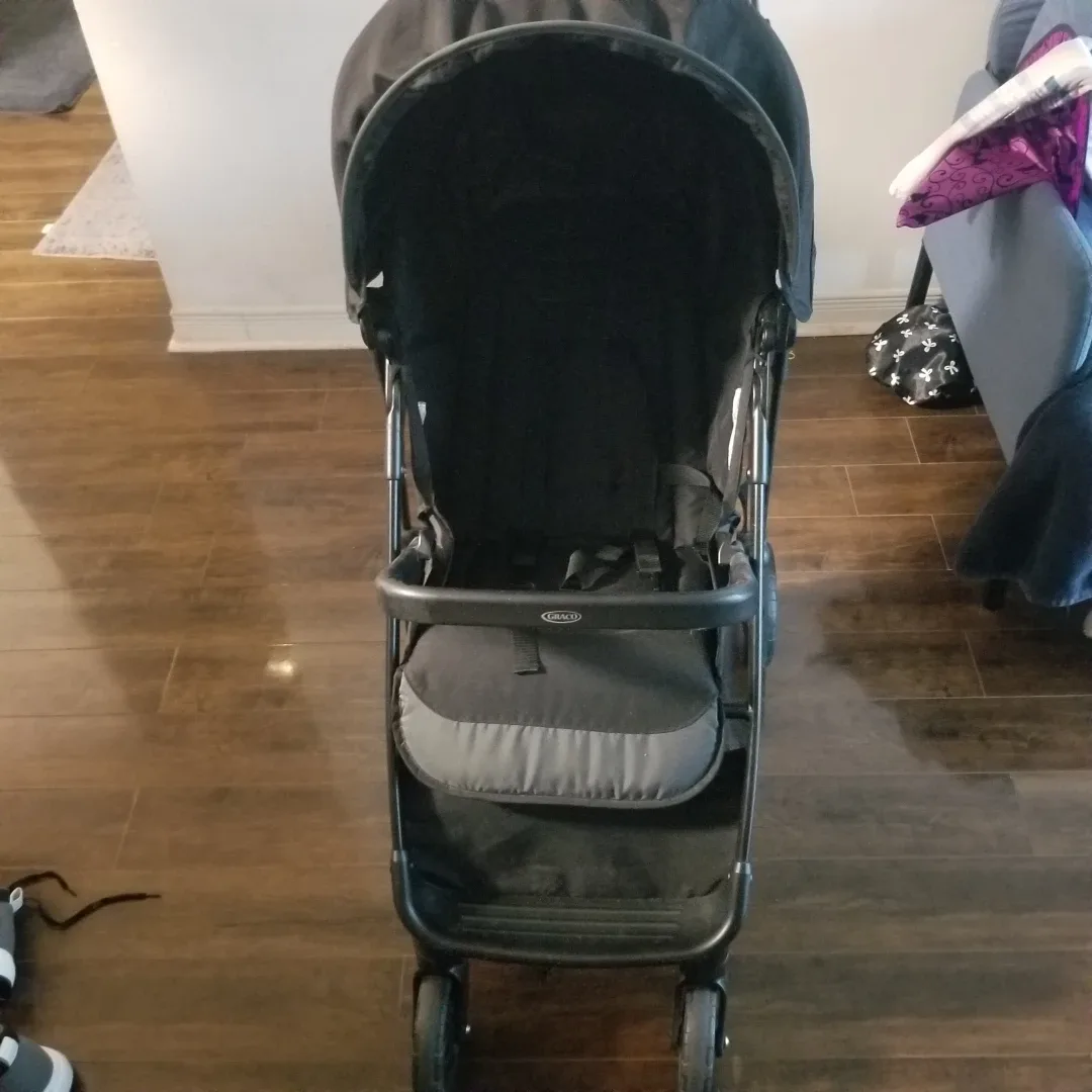 Graco Stroller - Black image indicator(2)