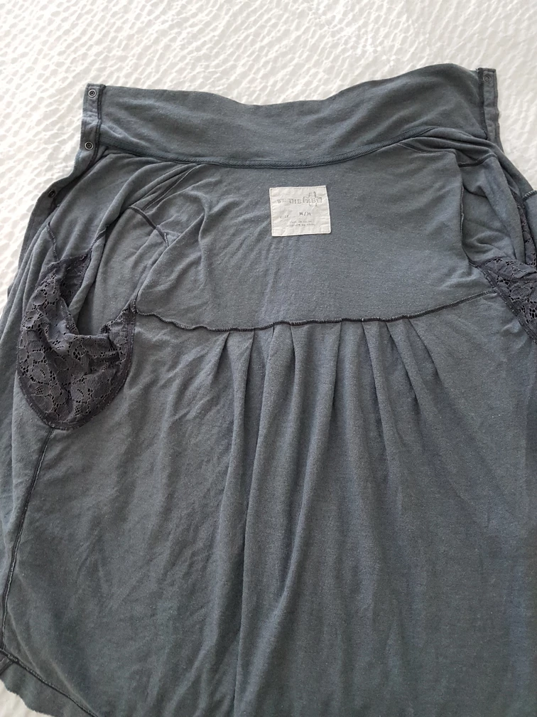 We The Free Grey Lace Sleeve Top - Size M - photo 2