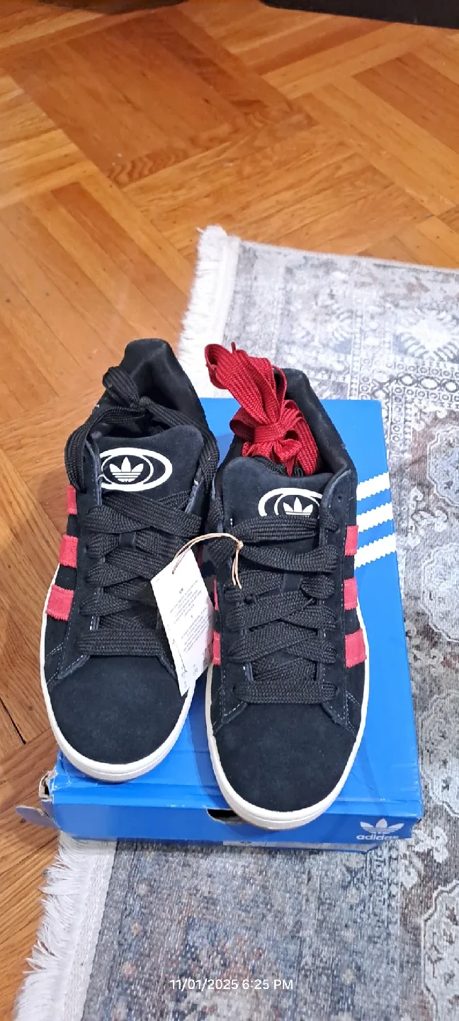 Adidas Sneakers image indicator(3)