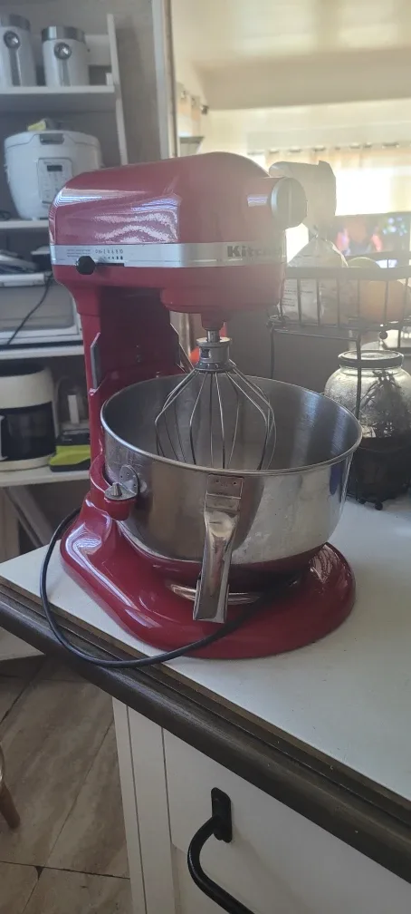 KitchenAid Stand Mixer - Red image indicator(2)