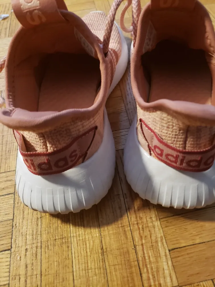 Adidas Cloudfoam Women's Running Shoes - Size 6.5 image indicator(2)