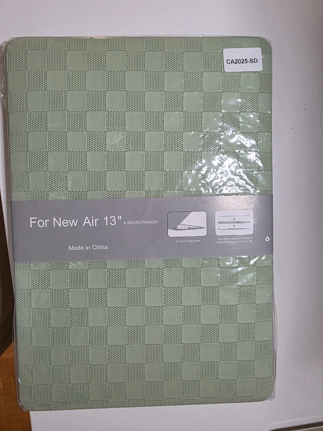 New Air 13" MacBook Case - Green Checkered - photo 2