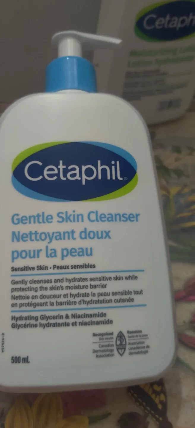 Cetaphil Gentle Skin Cleanser & Moisturizing Lotion image indicator(2)
