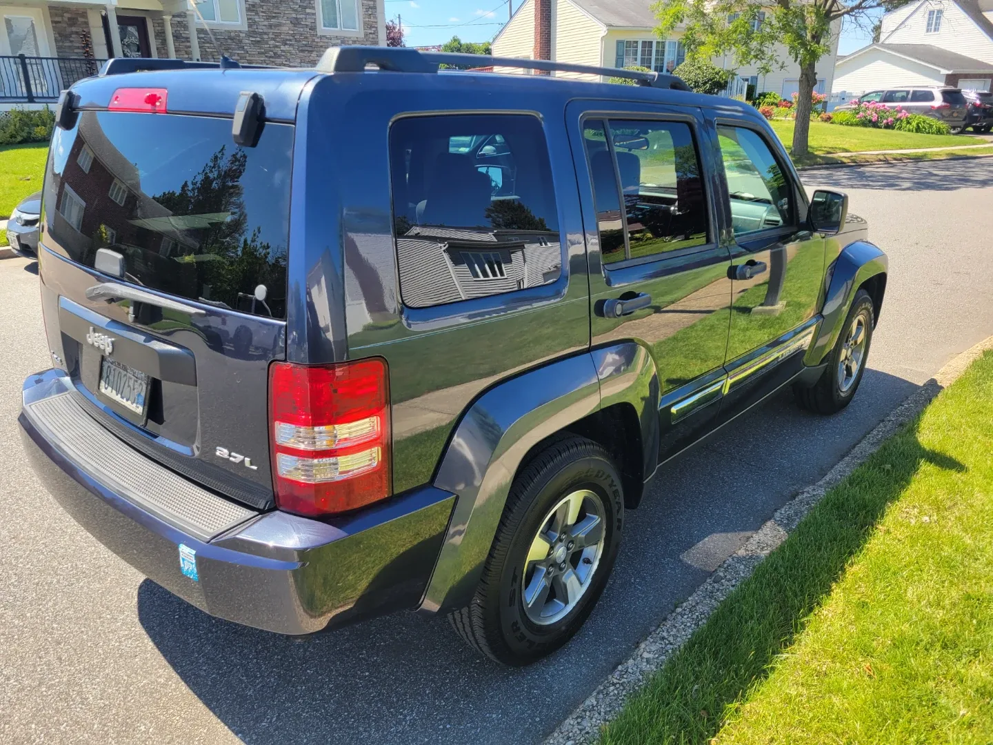 Jeep Liberty SUV 4x4 image indicator(8)