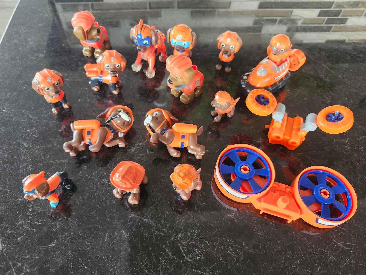 Paw Patrol Zuma Figures Lot thumbnail