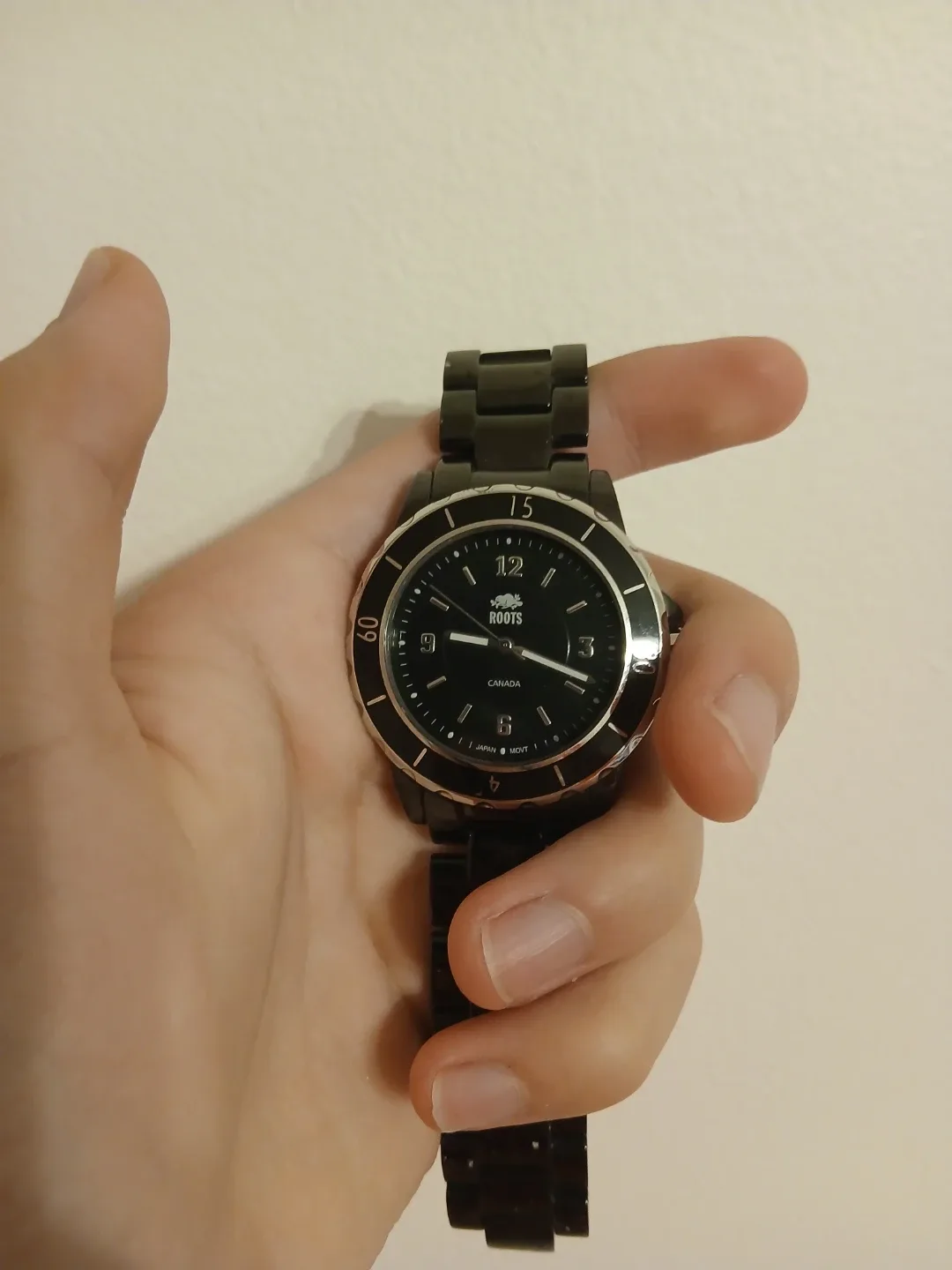 Roots Black Women's Watch R725 thumbnail