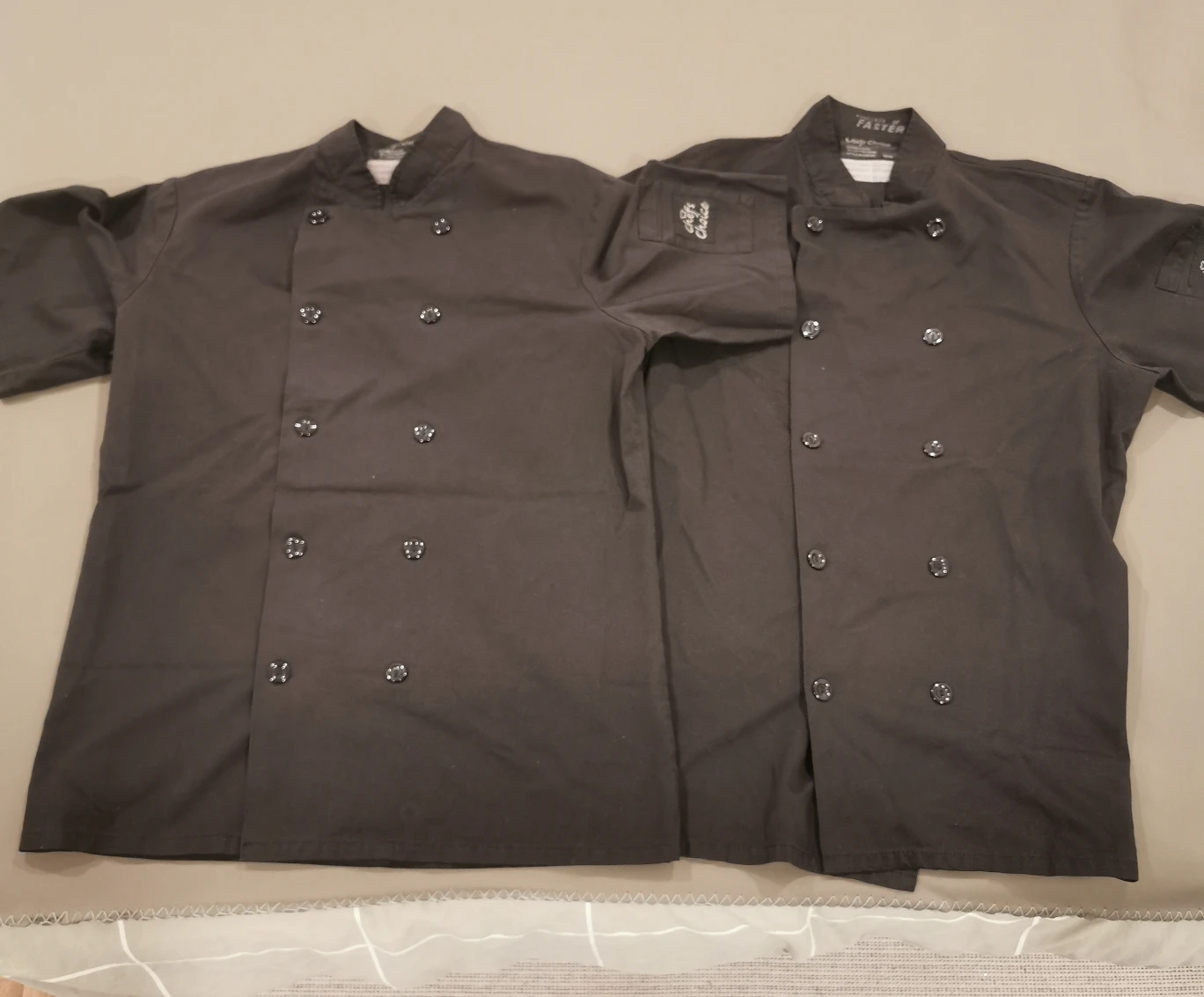 3 Chef Coats - Size Medium - photo 2