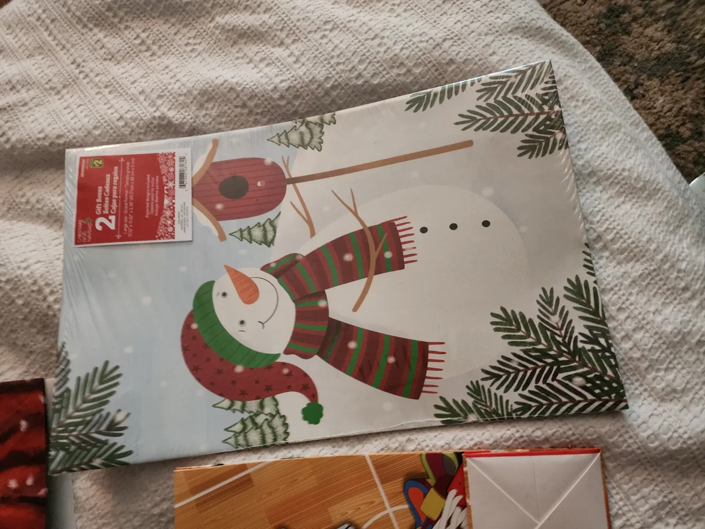 Holiday Decoration Mesh & Craft Supplies image indicator(6)