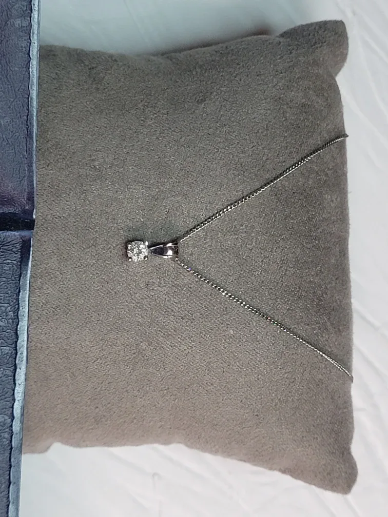 White Gold Diamond Pendant Necklace image indicator(2)