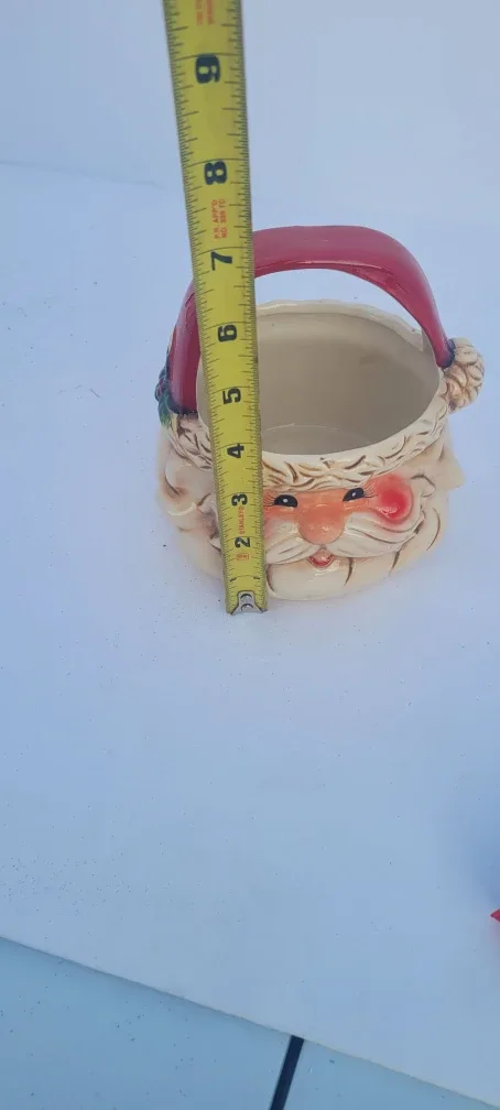 Santa Ceramic Basket image indicator(4)