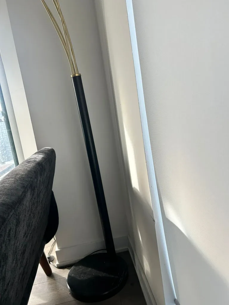 Modern Brass & Black Sputnik Floor Lamp image indicator(2)