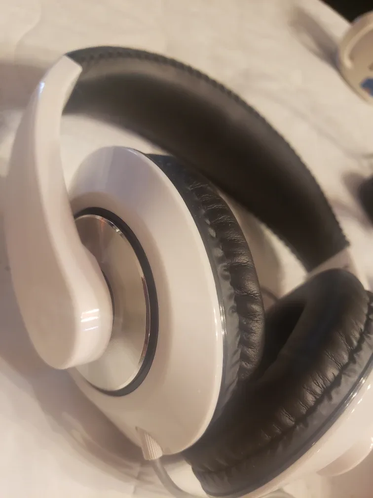 Tech 1 Vortex Stereo Headphones image indicator(2)