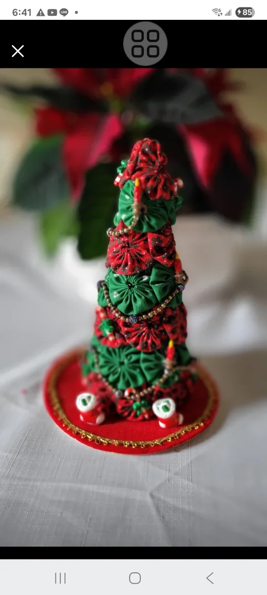 Vintage Lindbel Creations Handcrafted Christmas Tree