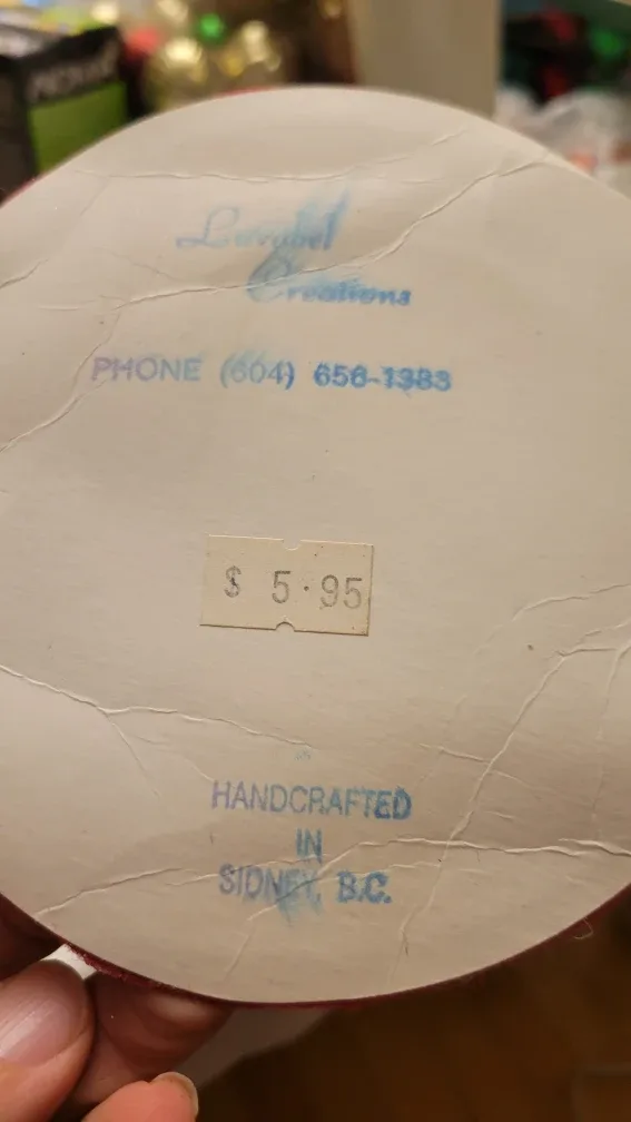 Vintage Lindbel Creations Handcrafted Christmas Tree image indicator(2)