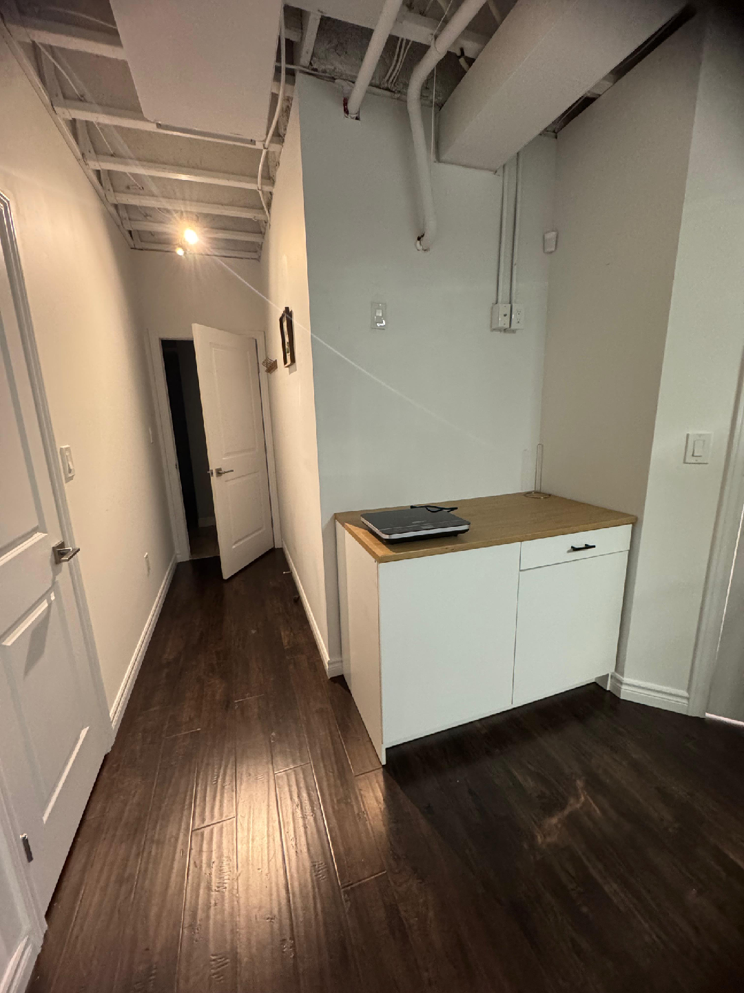Flat For Rent - photo 3