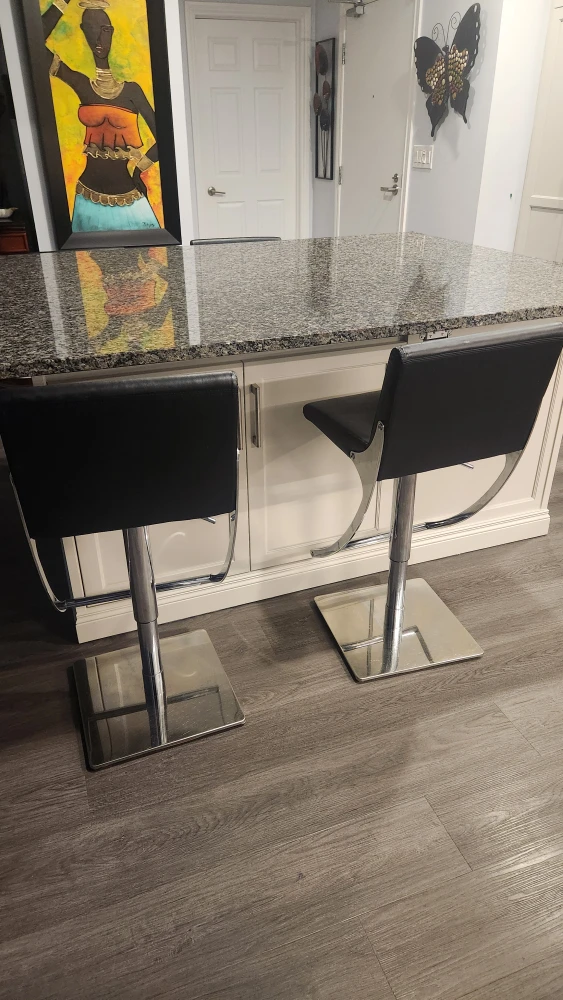 Hydrolic  black Kitchen Stools
