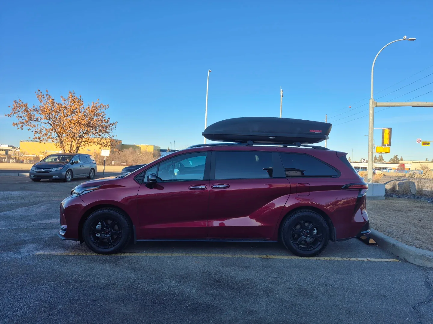 Yakima 21sq ft roof box