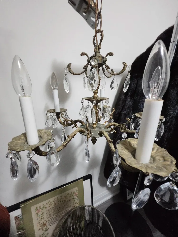 VINTAGE SPANISH BRASS CHANDELIER  WITH CRYSTALS image indicator(2)
