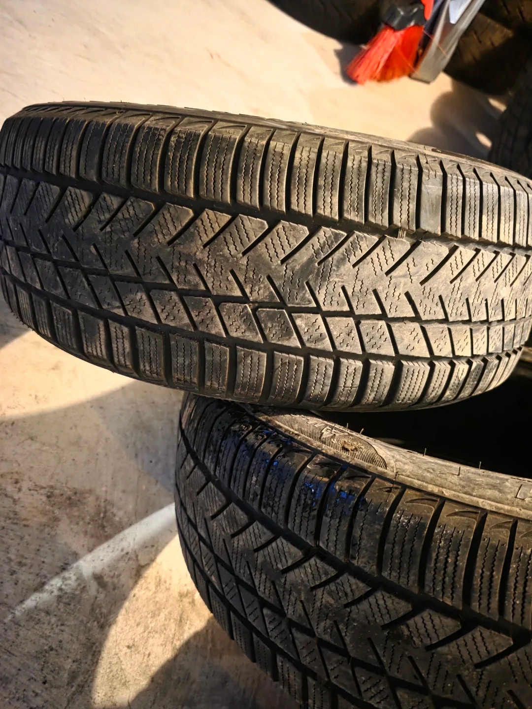 2X205/55R16 Winrun Winter-max winter  Tires only pair image indicator(5)