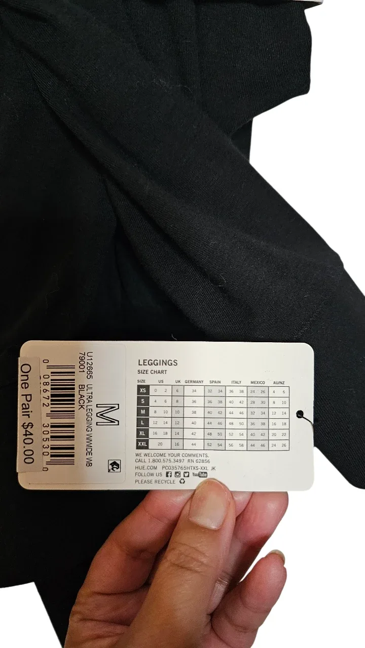 Brand New Black HUE Ultra Leggings Size M image indicator(4)