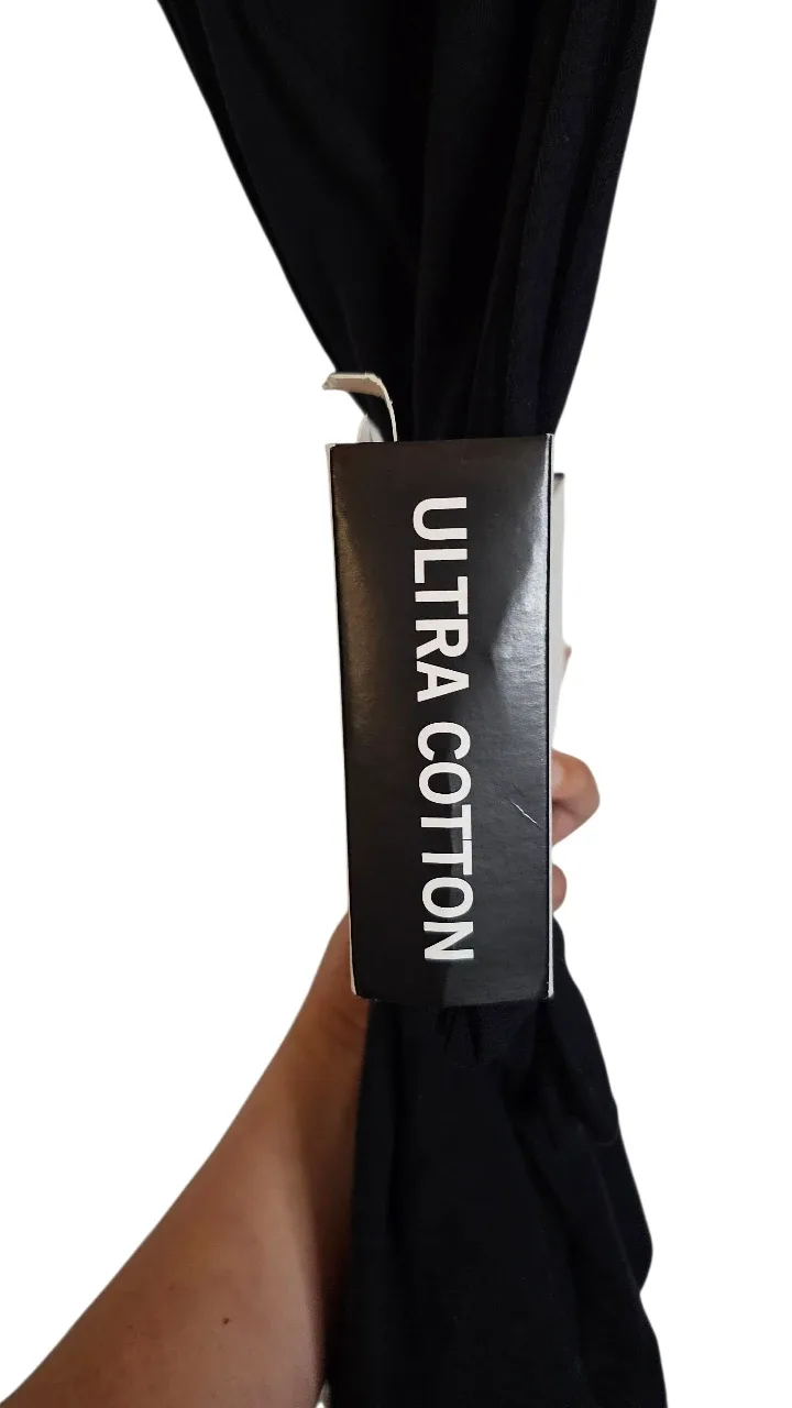 Brand New Black HUE Ultra Leggings Size M image indicator(6)