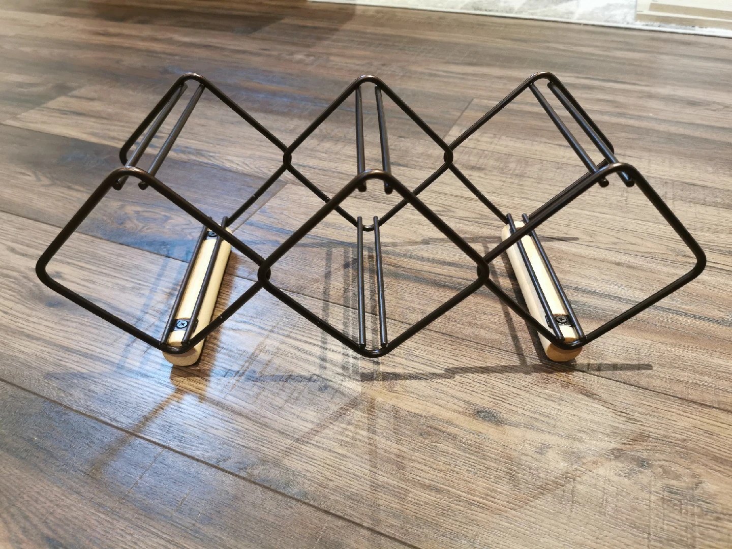 Metal Wine Rack - 5 bottles