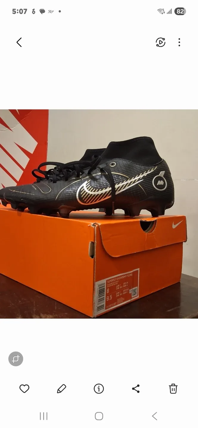 Nike Mercurial Superfly 8 Academy FG/MG Soccer Cleats - US 8 thumbnail