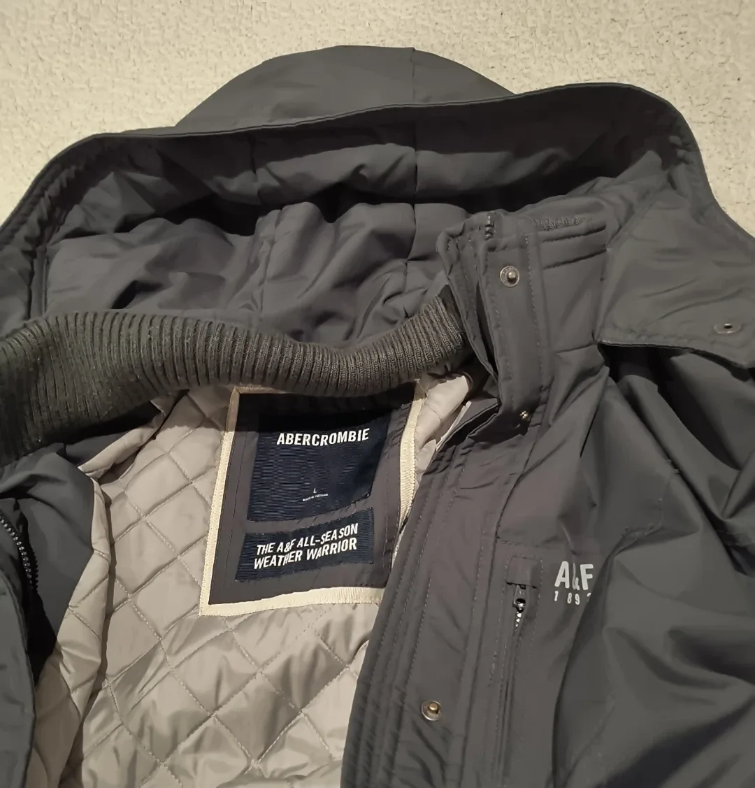 A&F 1892 Gray Winter Parka Talla L image indicator(9)