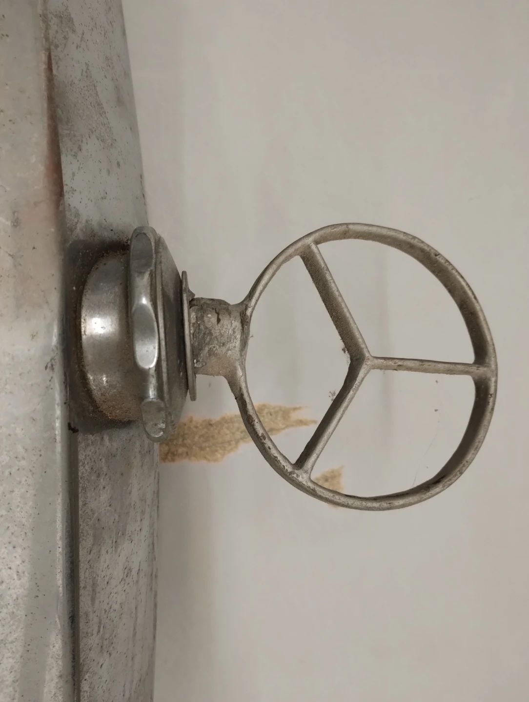 Mercedes-Benz Grill 1975 W114 W115 300D