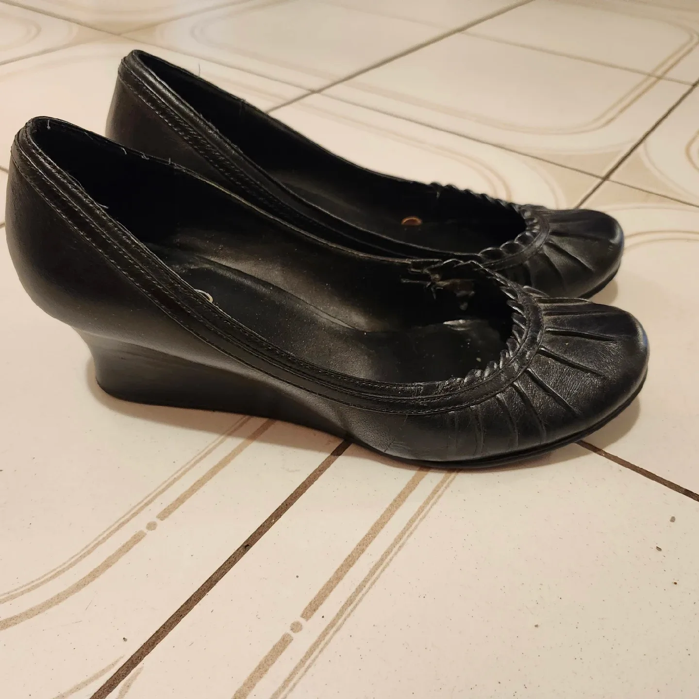 ALDO Black Wedge Heel Shoes-size 38 thumbnail