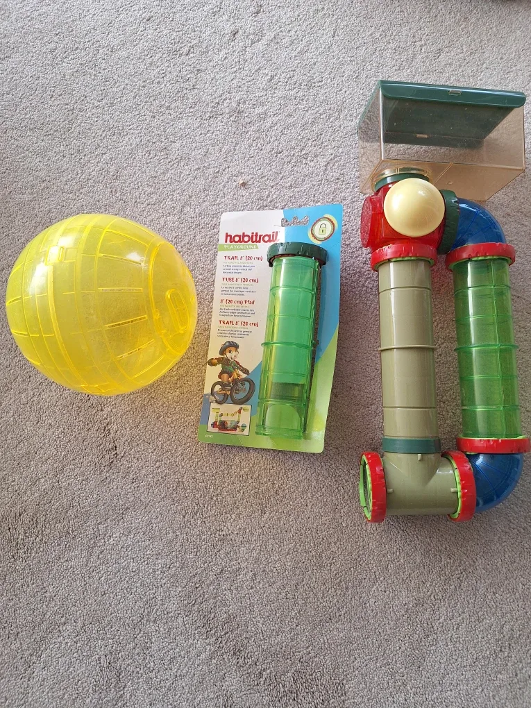 Habitrail Hamster Cage + Accessories image indicator(3)