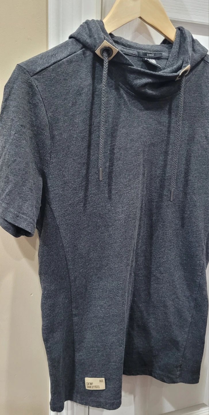 FSBN Slim Fit Hoodie - Size M - photo 5