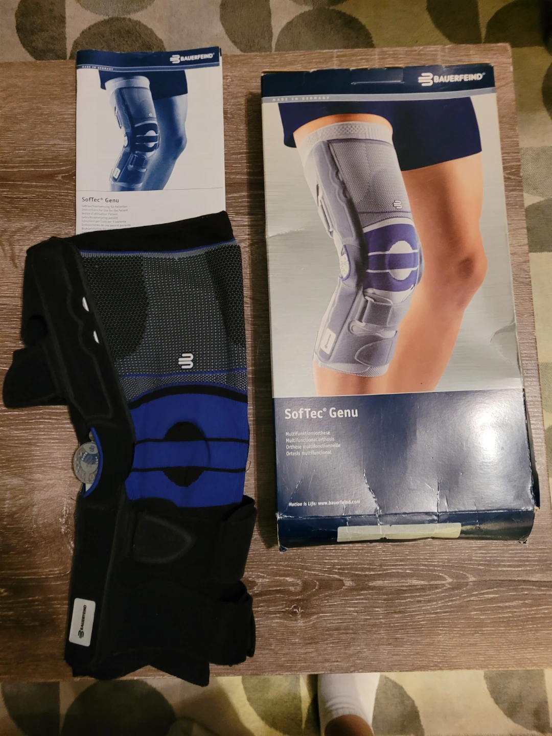 Bauerfeind SofTec Genu Knee Brace