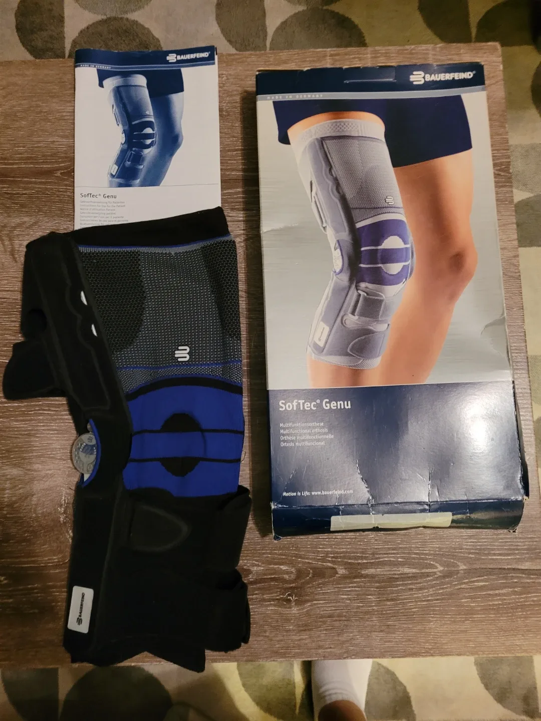 Bauerfeind SofTec Genu Knee Brace thumbnail