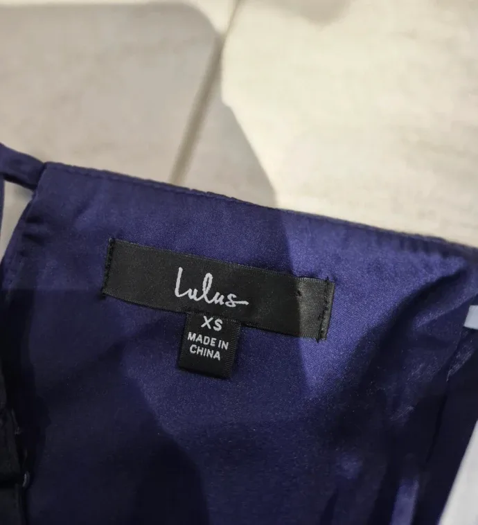 Lulus Navy Blue Pleated Maxi Dress - Size XS image indicator(4)