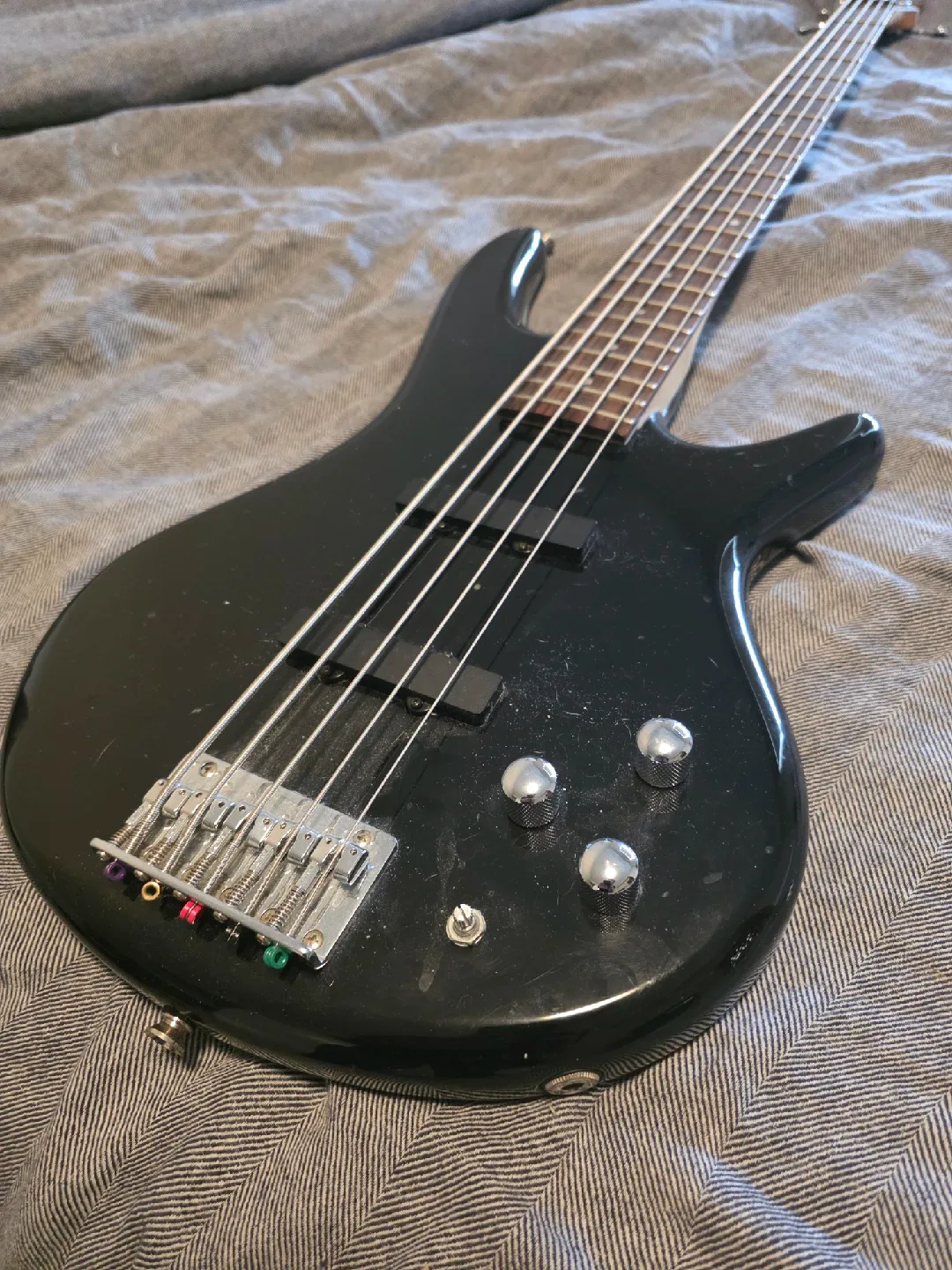 Ibanez GSR205 5-String Bass Guitar - Black image indicator(3)