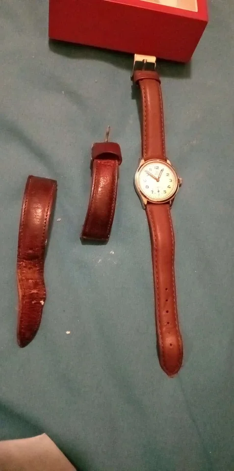 1941 WW2 WORN BY A CANADIAN WAR HERO OMEGA image indicator(7)