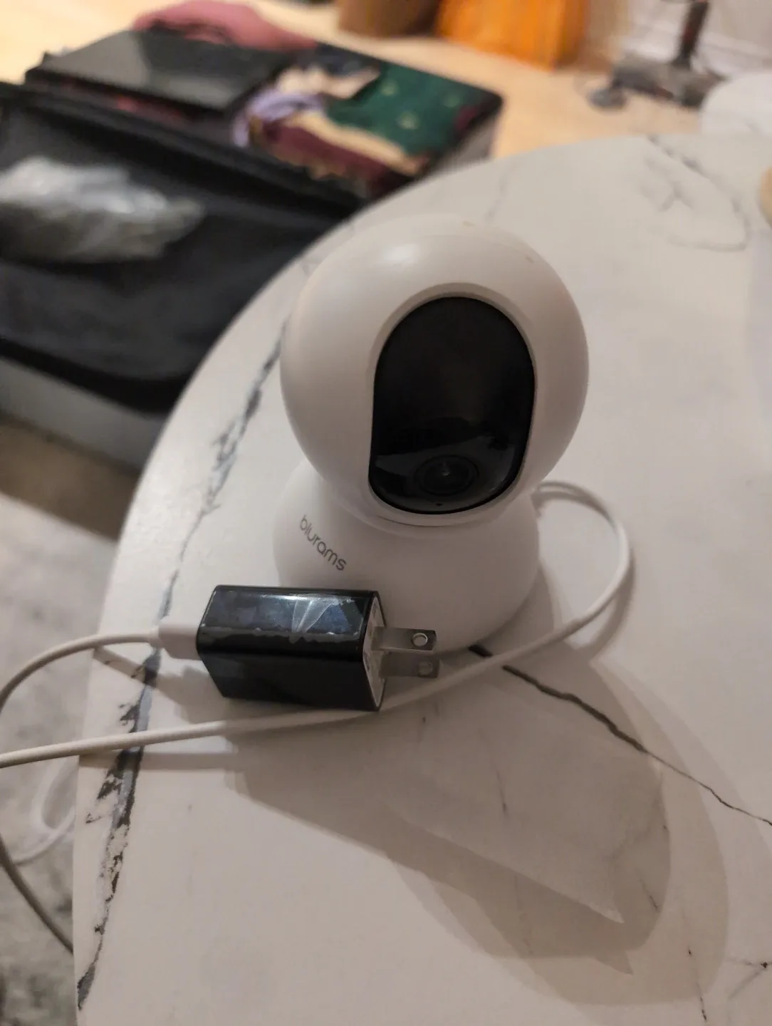 Blurams Security Camera with Charger thumbnail