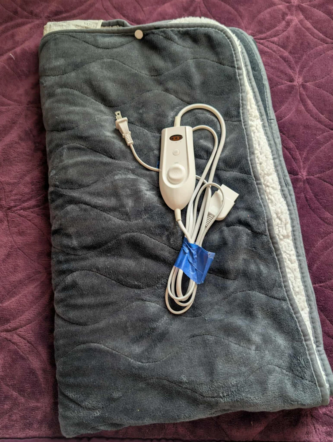 Mähli Heated Blanket - 50 x 60 inches