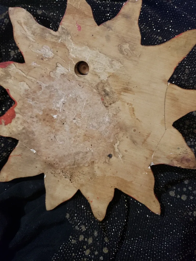 Smiling Sun Face Wooden Wall Decor image indicator(2)