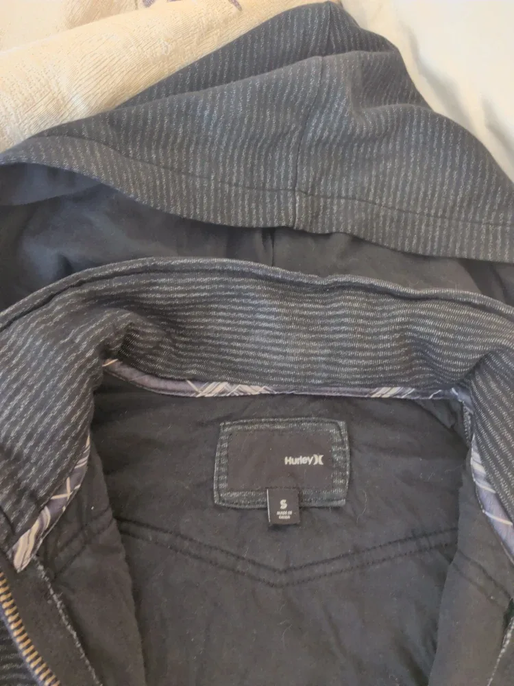 Hurley Hooded Jacket - Size Small image indicator(5)