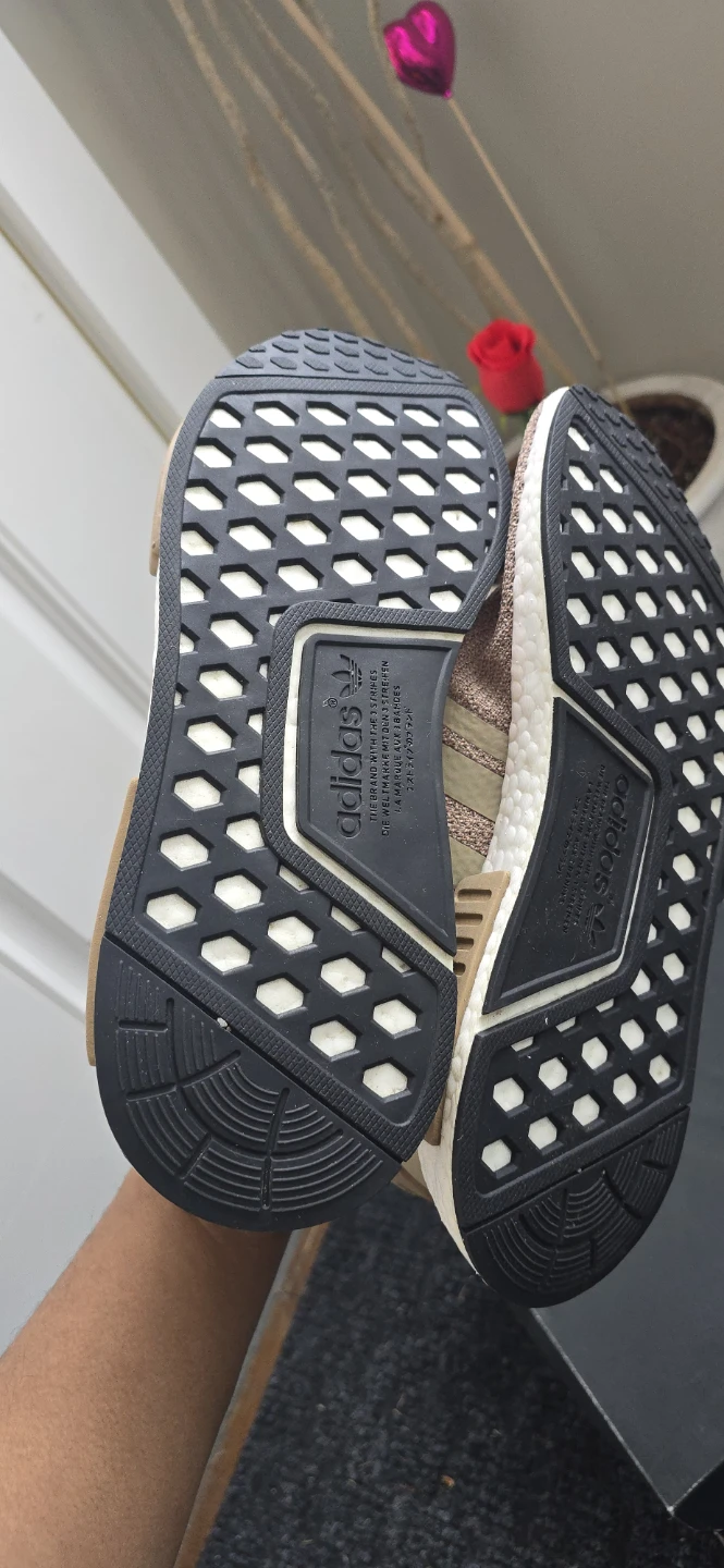Adidas NMD_R1 Size 10 Men's Shoes - photo 4