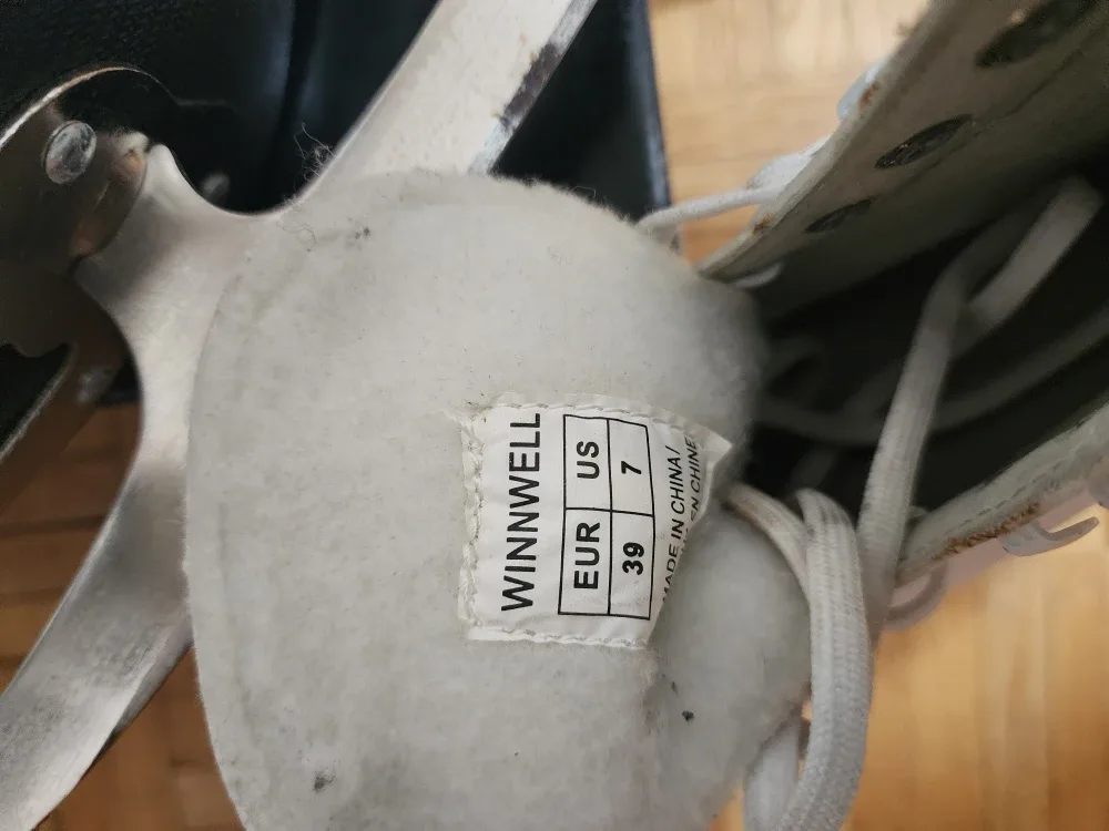 Reebok Alpine Ice Skates - Size 8 image indicator(5)