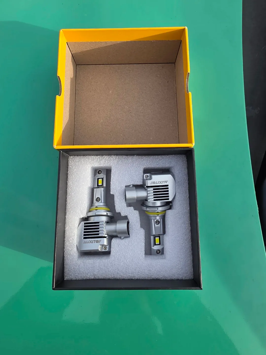 AUXITO LED 9005/HB3 BULB image indicator(4)