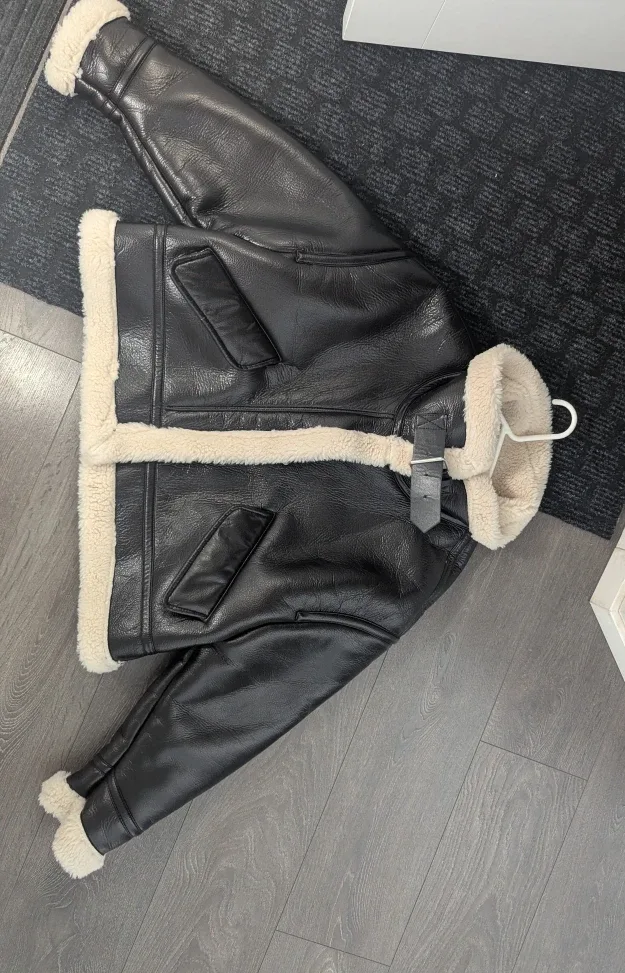 Zara Faux Leather Fleece Collar Jacket - XL image indicator(2)