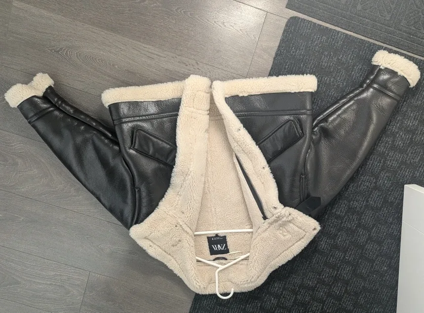 Zara Faux Leather Fleece Collar Jacket - XL image indicator(3)