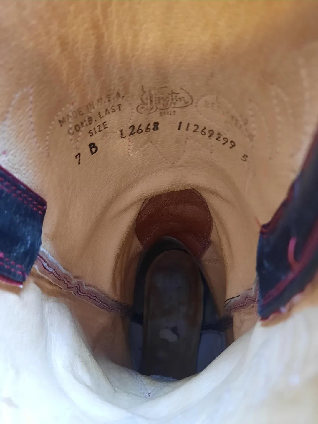 Justin Western Cowboy Boots - Size 7B image indicator(3)