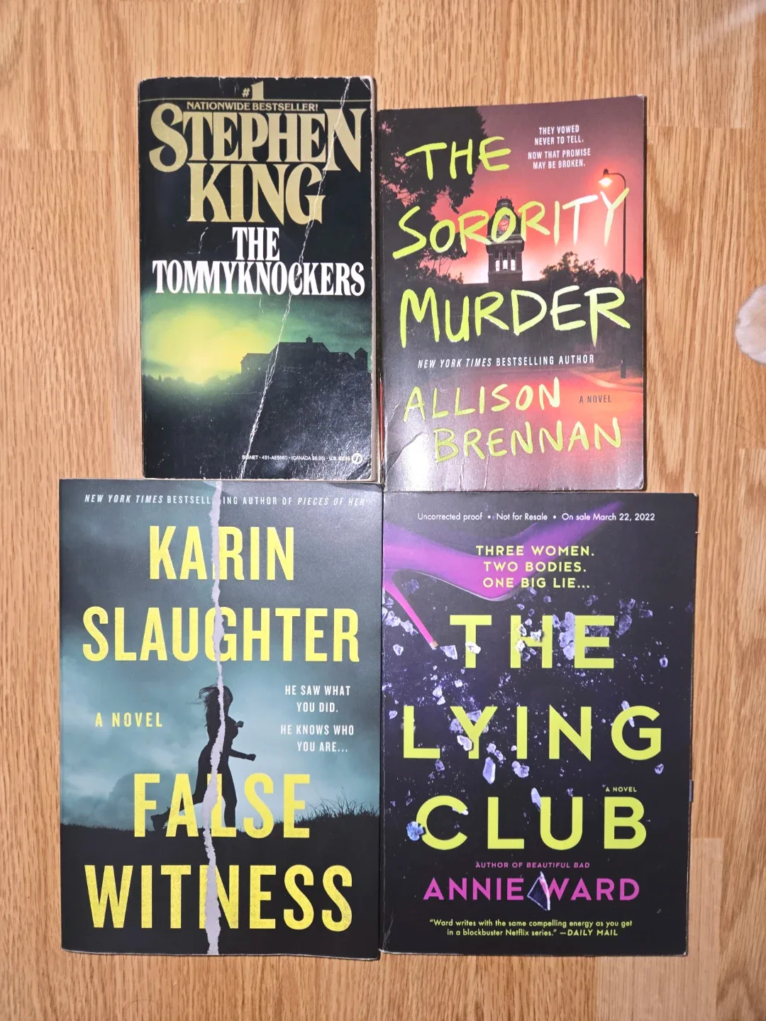 Assorted paperback books and hardcover books image indicator(8)