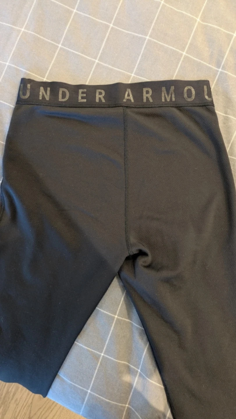 Under Armour Base 4.0 Leggings - Size Medium - photo 4